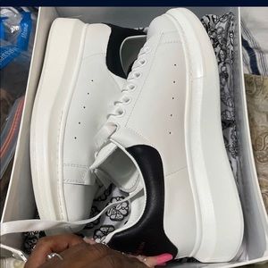 alexander mcqueen sneaker eu42